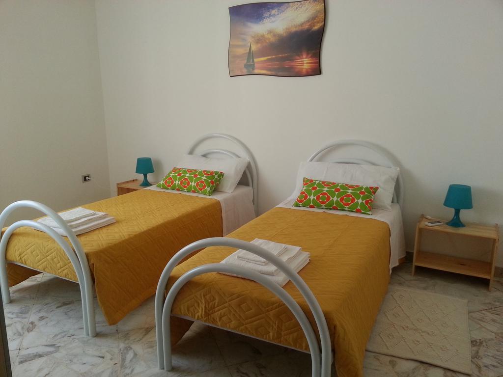 La Via Del Mare - Acireale Centro Storico Apartment Bilik gambar
